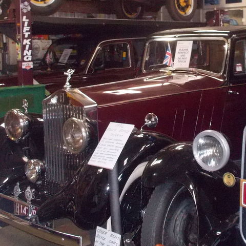 Vintage Fun Hire Cars - Food Delivery Shop 2