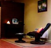 Retreat In The Suburbs - Food Delivery Shop