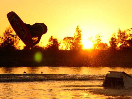 Bonney's WA Water Ski Park - Food Delivery Shop 0
