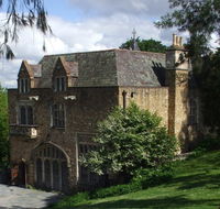 Montsalvat - Food Delivery Shop