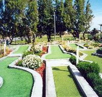 West Beach Mini Golf - Pet Food Australia