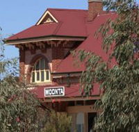 Moonta Tourist Office - Food Delivery Shop