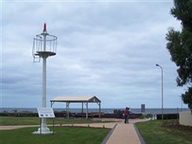 Turnbull Park, Centenary Park And Foreshore - Food Delivery Shop 0