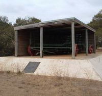 Monument To Soldier Settlement Scheme - Food Delivery Shop