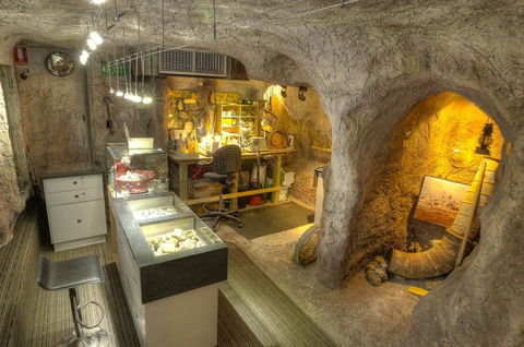 Unique Opal And Diamond Mine  - The Underground Opal Mine - Food Delivery Shop 1