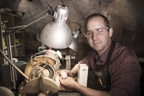 Unique Opal And Diamond Mine  - The Underground Opal Mine - Food Delivery Shop 5