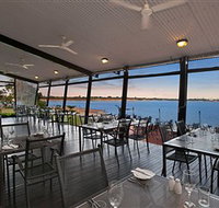 Pee Wee's at the Point - Pet Food Australia