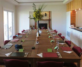 Flyfaire Wines - Food Delivery Shop 6