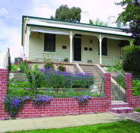 Chifley Home and Education Centre - Food Delivery Shop