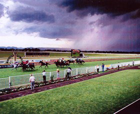 Hawkesbury Race Club - Food Delivery Shop 0