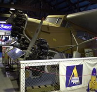Sir Reginald Ansett Transport Museum - Food Delivery Shop
