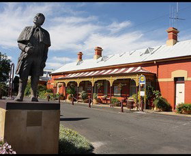 Forbes Railway Arts And Visitor Information Centre - Food Delivery Shop 0