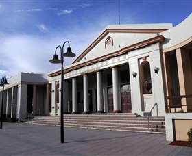 Moree Heritage And Art Deco Guided Walk - Food Delivery Shop 0