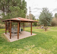 Bill Lyle Reserve picnic area - Food Delivery Shop