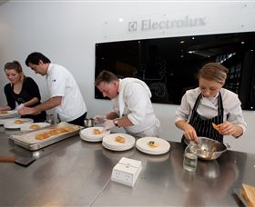 Fyshwick Fresh Food Market - Food Delivery Shop 2