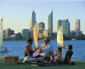 Swan River Foreshore - Food Delivery Shop 0