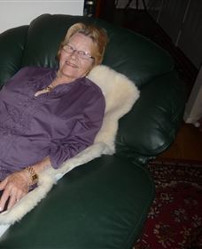 Mortels Sheepskin Factory - Food Delivery Shop 6