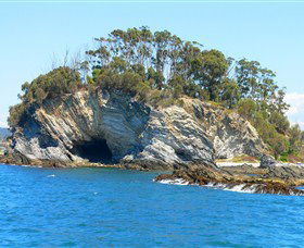 Kayaking Batemans Bay - Food Delivery Shop 1