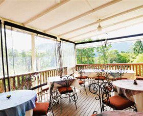 Blue Knob Hall Gallery And Cafe - Food Delivery Shop 3
