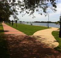 The Manning River - Food Delivery Shop