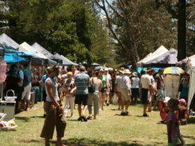 Burleigh Art And Craft Markets - Food Delivery Shop 1