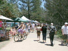 Burleigh Art And Craft Markets - Food Delivery Shop 2