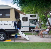 Noosa River Holiday Park - Food Delivery Shop