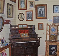 Colonial Inn Museum - Food Delivery Shop