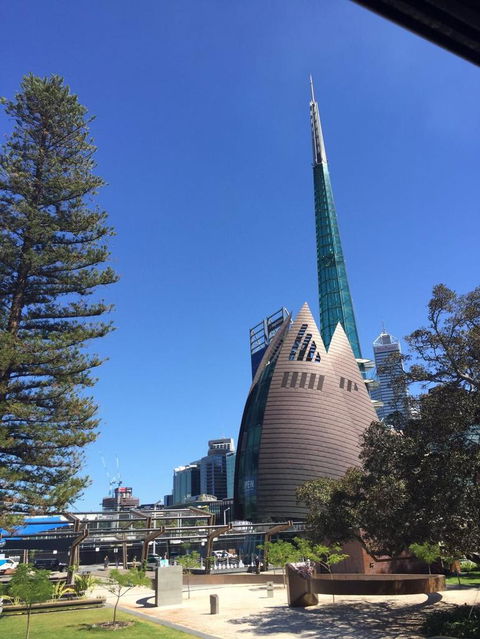 Perth Hop-On Hop-Off Bus Tour - Food Delivery Shop 3