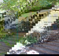 Barossa Valley Wineries Tour with Tastings and Lunch from Adelaide - Food Delivery Shop