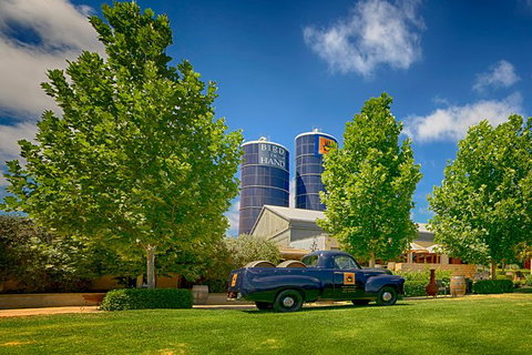 Small Group Adelaide Hills And Hahndorf Hideaway Tour From Adelaide - Food Delivery Shop 6