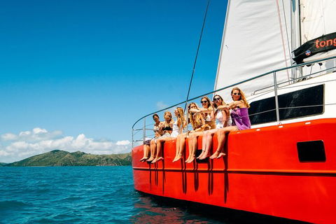 2-Night Whitsunday Islands All-Inclusive Sailing Tour From Airlie Beach - Food Delivery Shop 1