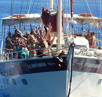 2-Day Whitsundays Sailing Adventure SV Whitehaven - Food Delivery Shop