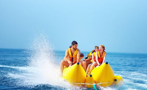 Banana Boat Ride From Airlie Beach - Food Delivery Shop 0