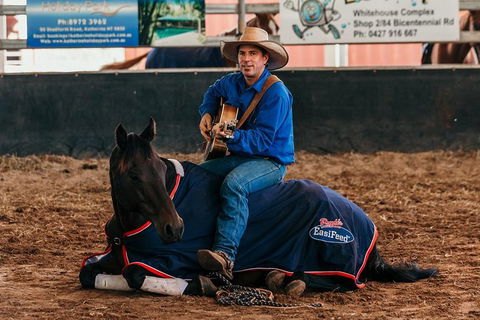 Skip-the-Line Katherine Outback Experience Show Ticket - Food Delivery Shop 11