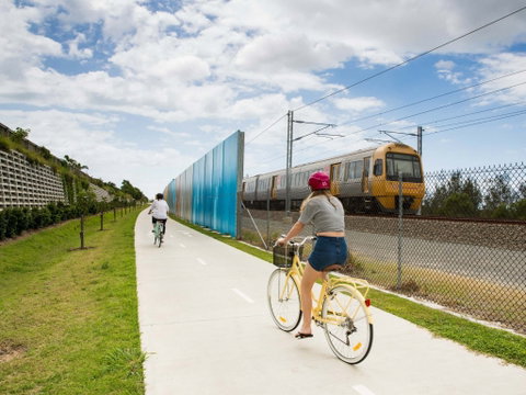 Petrie To Kippa-Ring Shared Pathway - Food Delivery Shop 2