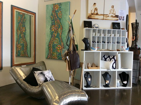 Waubs Bay Gallery - Food Delivery Shop 2