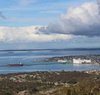 Winter Hill Lookout - Food Delivery Shop