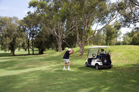 Woolooware Golf Course - Food Delivery Shop 0