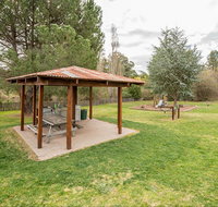 Bill Lyle Reserve picnic area - Food Delivery Shop