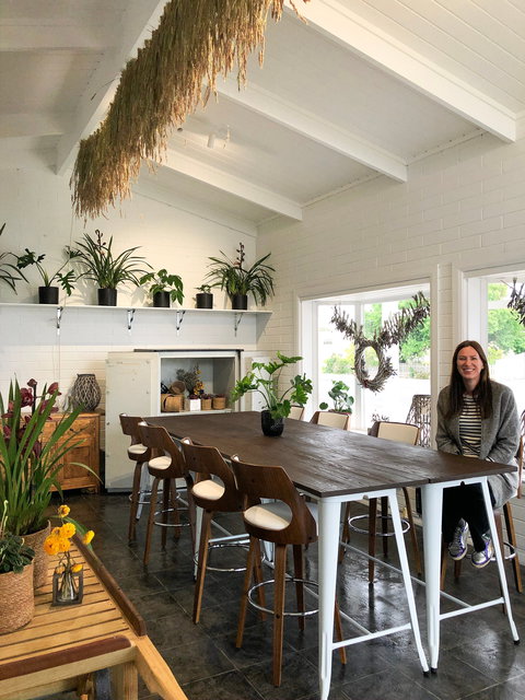 Robe Flower School - Food Delivery Shop 2