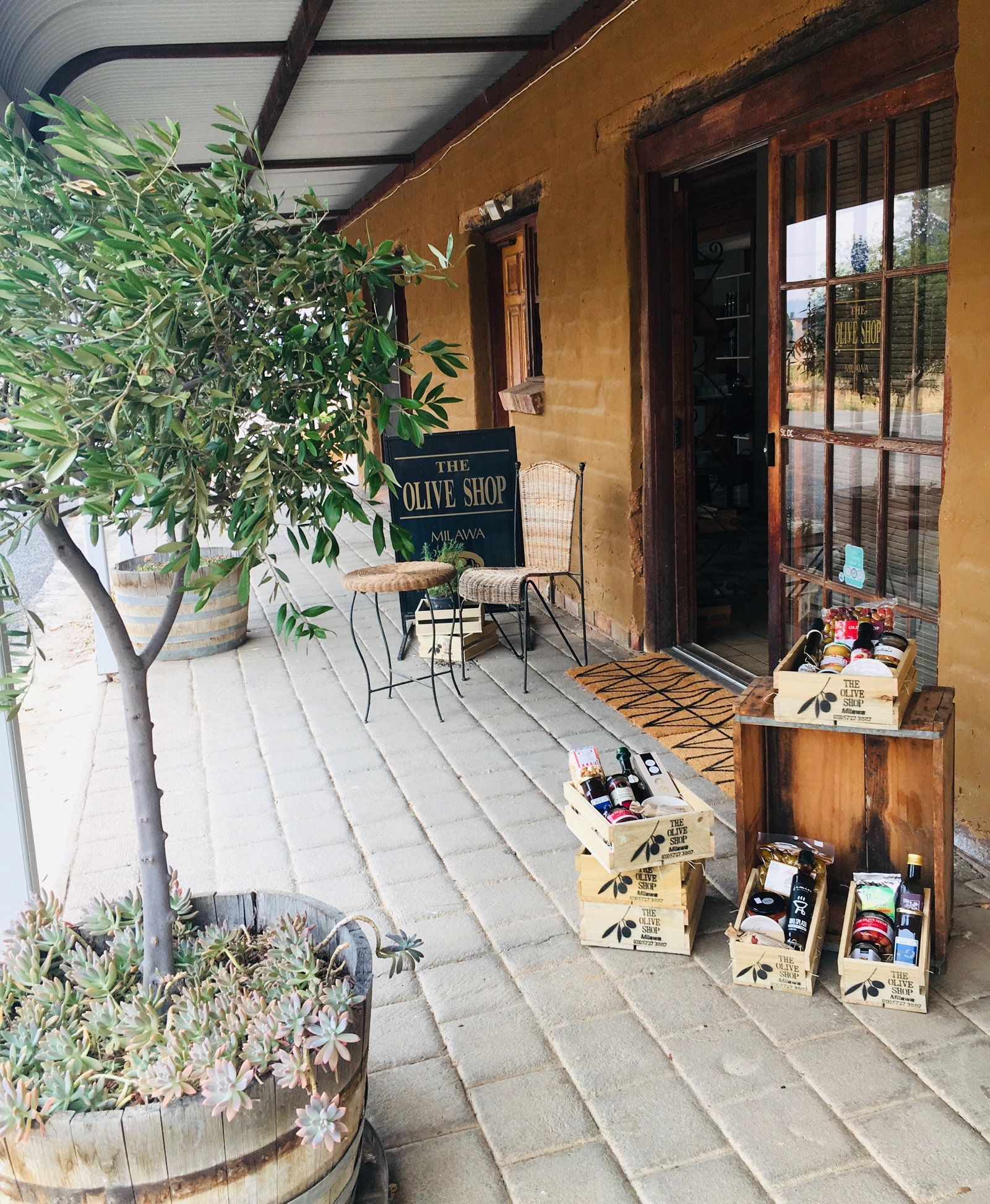 Mildura And Murray Outback VIC Food Delivery Shop