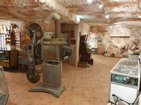 Old Timers Mine & Museum - Self Guided Tour - Food Delivery Shop 1