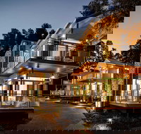 Hepburn Bathhouse  Spa - Food Delivery Shop