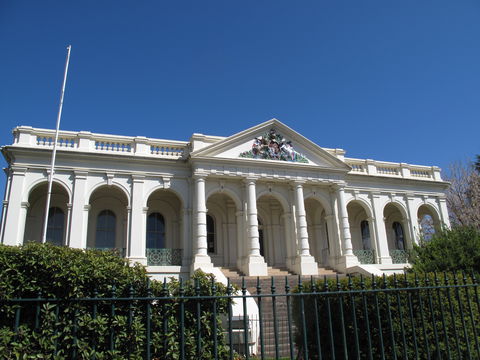 The Yass Courthouse - Food Delivery Shop 0