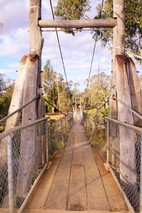 Avon River Walk Trail And Janet Millet Lane - Food Delivery Shop 1