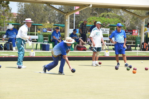 Cleveland Sharks Bowls Club - Pet Food Australia 0
