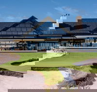 Peninsula Kingswood Country Golf Club - Food Delivery Shop