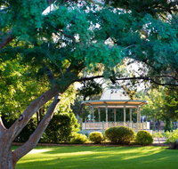 Robertson Park - Food Delivery Shop