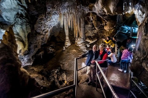 Jenolan Caves: Imperial Cave Tour - Food Delivery Shop 3